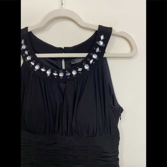 Dressbarn Collection Women's Size 10 Black Dress Jewleled Neckline Sleeveless - Picture 8 of 13